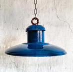 Vintage blauwe emaille hanglamp jaren 50 Sovjet-Unie (CCCP)., Gebruikt, Ophalen of Verzenden, Metaal, Minder dan 50 cm
