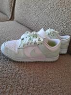 Zgan Nike sneakers maat 35,5, Kleding | Dames, Wit, Nike, Ophalen of Verzenden, Sneakers of Gympen