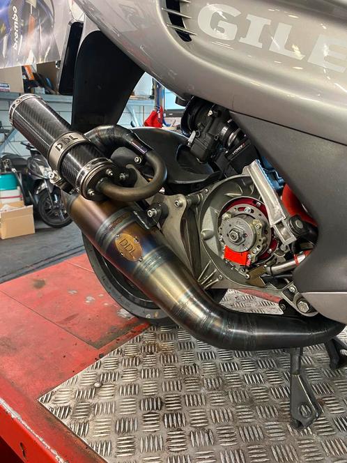 DDL 360 55 slag uitlaat eerste10 runner piaggio 183cc, Fietsen en Brommers, Brommers | Tuning en Styling, Zo goed als nieuw, Ophalen of Verzenden