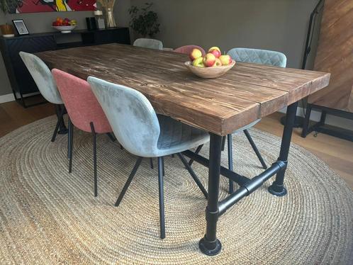 Robuste eettafel en 4 groene stoffen stoelen te koop, Huis en Inrichting, Tafels | Eettafels, Gebruikt, 50 tot 100 cm, 200 cm of meer