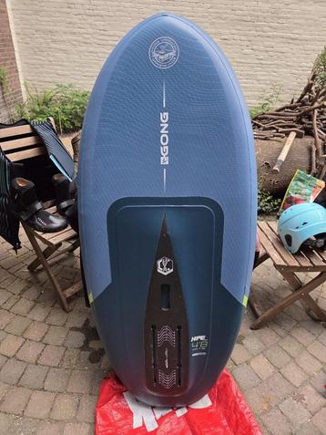 wingfoil board 80 liter Gong HiPe Pro 425,- ZGAN (was 725,-) beschikbaar voor biedingen