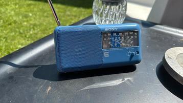 Sony icf 350 w beschikbaar voor biedingen