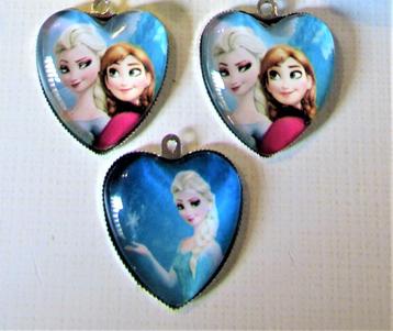 3x Hanger Elsa & Anna (Frozen) Disney Prinsesjes in Hartvorm