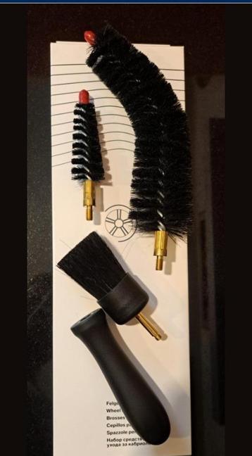 Originele BMW Mini velgenborstel set beschikbaar voor biedingen