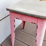 Rood roze krukje bijzettafeltje, Ophalen of Verzenden, Zo goed als nieuw, Overige materialen