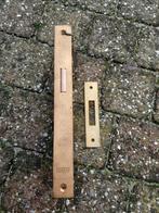 Nemef cilinder insteekslot met slotplaat 19 beschikbaar, Doe-het-zelf en Verbouw, Hang- en Sluitwerk, Ophalen of Verzenden, Zo goed als nieuw