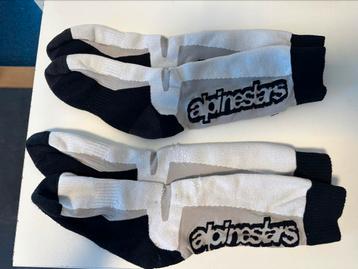 2 paar Alpinestars motorsokken beschikbaar voor biedingen