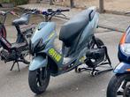 Zeer snelle en nette yamaha jog r 70 cc, Fietsen en Brommers, Ophalen, JogR of RR, Tweetakt, Maximaal 45 km/u