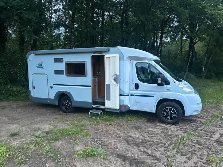 Te Koop Weinsberg Imperiale 650 S, Caravans en Kamperen, Campers, Particulier, Half-integraal, Knaus, Diesel, 6 tot 7 meter, Ophalen