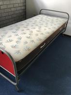 Eenpersoons bed, compleet met matras en spiraal - ZGAN, Huis en Inrichting, Slaapkamer | Bedden, 190 cm of minder, 90 cm, Eenpersoons