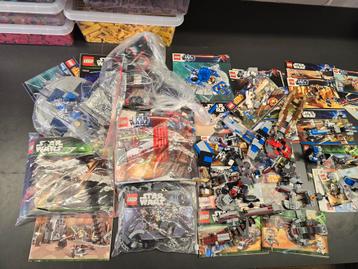 Lego Star Wars voertuigen(onderdelen) en boekjes beschikbaar voor biedingen