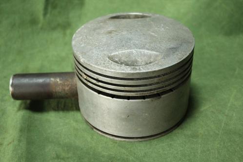 Zuiger 14,5 cm doorsnede scheeps motor ?, Verzamelen, Overige Verzamelen, Gebruikt, Ophalen of Verzenden