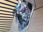 Boz schoenen maat 33 met gave print, Meisje, Schoenen, Ophalen of Verzenden, Zo goed als nieuw