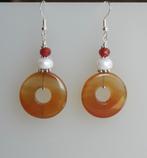 Prachtige oorbellen met Carneool donut en parel, Sieraden, Tassen en Uiterlijk, Oorbellen, Hangers, Verzenden, Nieuw, Oranje