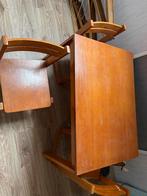 Houten kindertafel met 3 stoeltjes, Kinderen en Baby's, Kinderkamer | Tafels en Stoelen, Ophalen, Gebruikt