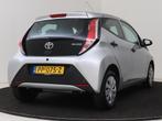 Toyota Aygo 1.0 VVT-i x-fun I Airco I 5 Deurs I Zuinig I Cen, 12 maanden, Stof, Gebruikt, 4 stoelen