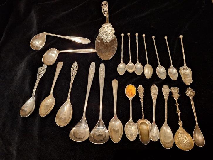 Bestek lepeltjes Arnhem taartschep Flipje kinderlepels, Antiek en Kunst, Antiek | Bestek, Ophalen