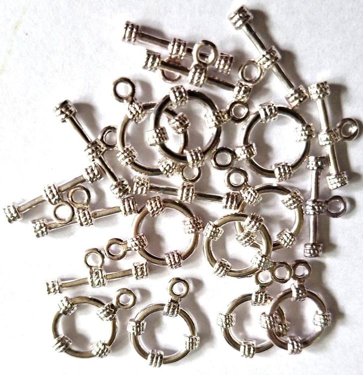 10 sets Mooie verzilverde bewerkte sluitingen 12-18 mm, Hobby en Vrije tijd, Kralen en Sieraden maken, Nieuw, Kraal, Verzenden