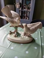 Beeld witte duiven., Antiek en Kunst, Ophalen