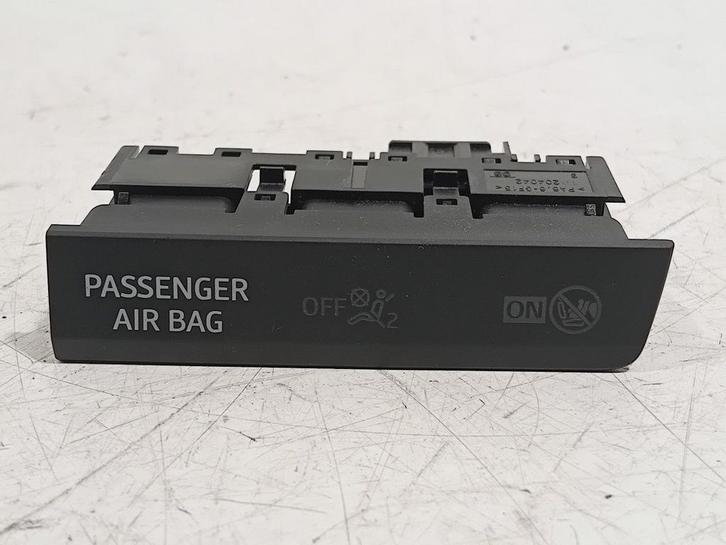 Schakelaar Seat Leon, Auto-onderdelen, Dashboard en Schakelaars, Seat, Gebruikt, Herkomst onderdeel bekend, 12 maanden garantie