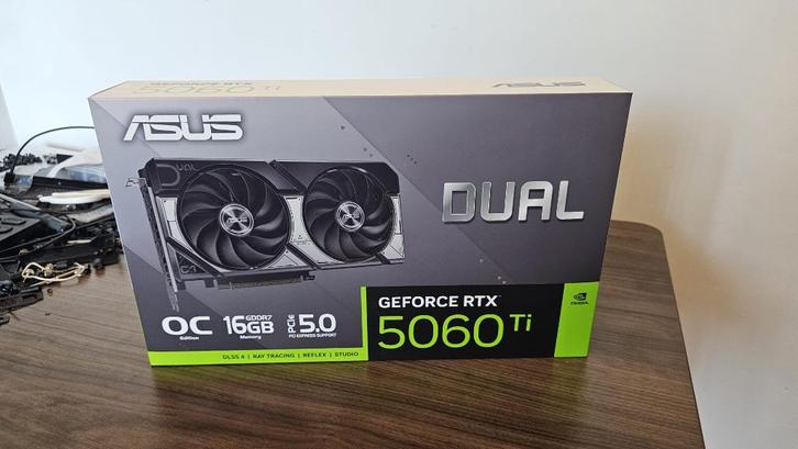 *NIEUW* Asus Dual RTX 5060 Ti 16GB OC Edition, Computers en Software, Moederborden, Nieuw, Overige typen, Overige soorten, Ophalen of Verzenden