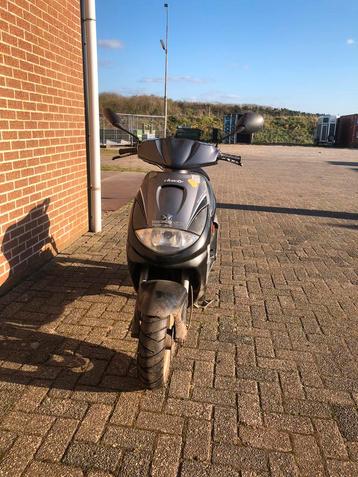 Peugot Vivacity snor beschikbaar voor biedingen