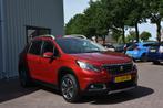 Peugeot 2008 1.2 Allure 110PK! Unieke km stand, Alle opties!, Auto's, 47 €/maand, Te koop, Geïmporteerd, 5 stoelen