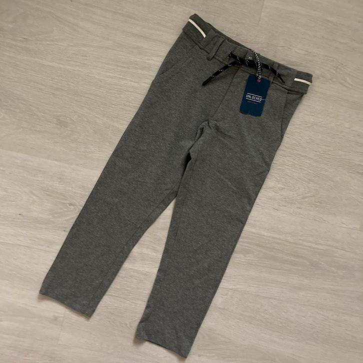 NIEUW met kaartje! Unlocked broek maat 116/122 grijs melee, Kinderen en Baby's, Kinderkleding | Maat 116, Nieuw, Jongen, Broek