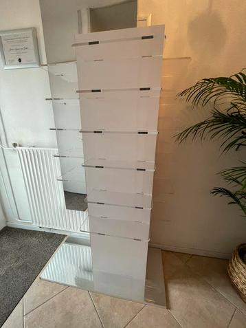 Prachtige display voor salon ( kleine beschadigingen) beschikbaar voor biedingen