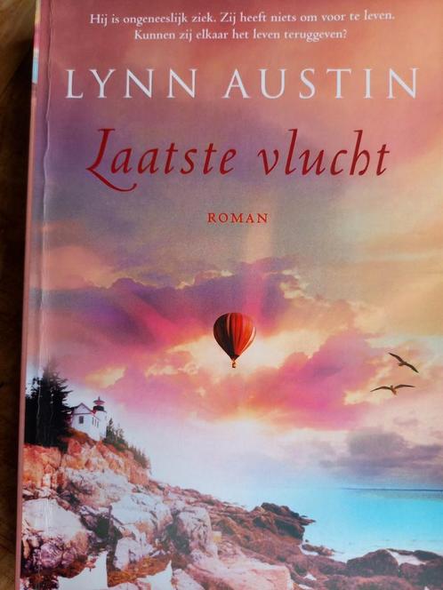 Lynn Austin - Laatste vlucht, Boeken, Literatuur, Zo goed als nieuw, Nederland, Ophalen of Verzenden