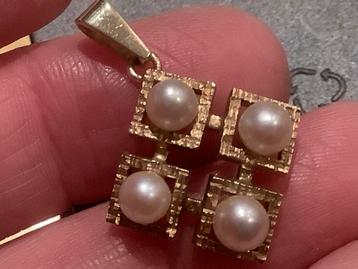 Geweldige vintage Kettinghanger 4 Akoya Parels 14 k. 585 beschikbaar voor biedingen