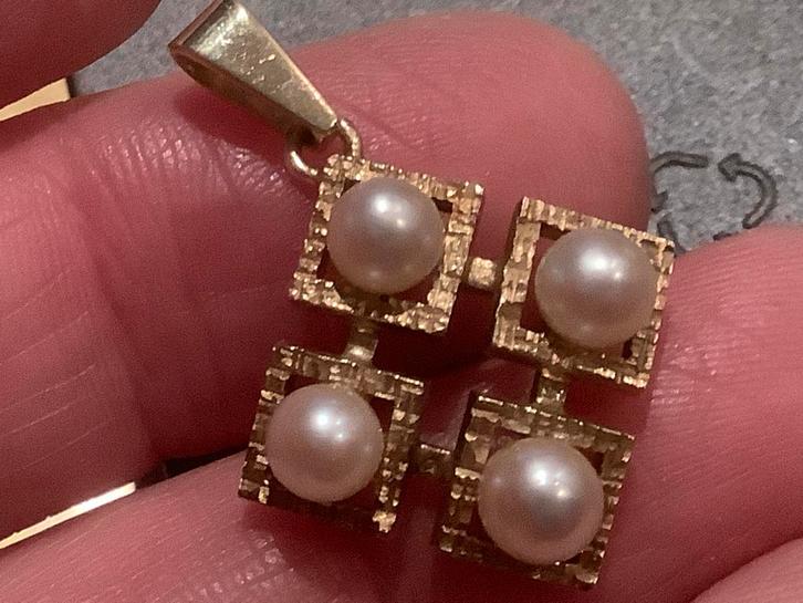 Geweldige vintage Kettinghanger 4 Akoya Parels 14 k. 585, Sieraden, Tassen en Uiterlijk, Kettinghangers, Zo goed als nieuw, Goud