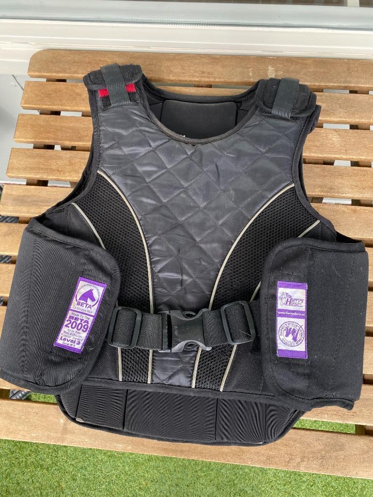 Te koop bodyprotector maat m/l., Dieren en Toebehoren, Paardrijkleding, Ophalen, Dressuur, Dames, Zo goed als nieuw