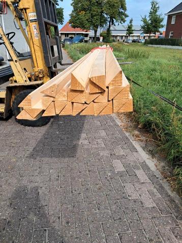 Nieuwe Dakrand afwerking EPDM  mastiekklos/aluminium trim  beschikbaar voor biedingen