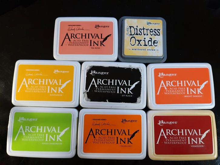 Stempelkussens, 8 stuks, Archival Ink & Distress Oxide., Hobby en Vrije tijd, Stempelen, Zo goed als nieuw, Inkt, Foam of Stempelhouder