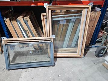 Te koop, 31 stuks Velux dakramen beschikbaar voor biedingen