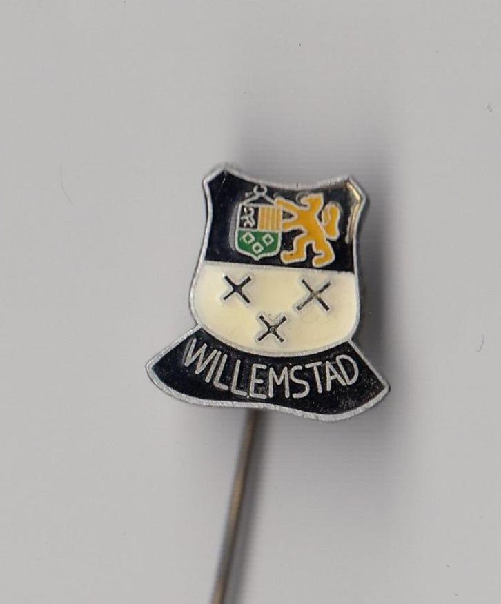 Willemstad Stadswapen speldje, Verzamelen, Speldjes, Pins en Buttons, Gebruikt, Speldje of Pin, Overige onderwerpen, Ophalen of Verzenden