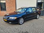 Volvo V70 2005 2.4 automaat 7 persoons NAP zeer goede staat!, Auto's, Beige, Blauw, 2435 cc, Stoelverwarming