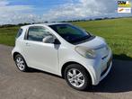 Toyota iQ 1.0 VVTi Comfort, Auto's, Toyota, Gebruikt, 4 stoelen, Bedrijf, Handgeschakeld