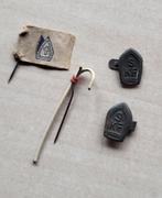 SKF Sinterklaas Feest collecte speldjes, Gebruikt, Niet vindbaar, Niet vindbaar, Speldje of Pin