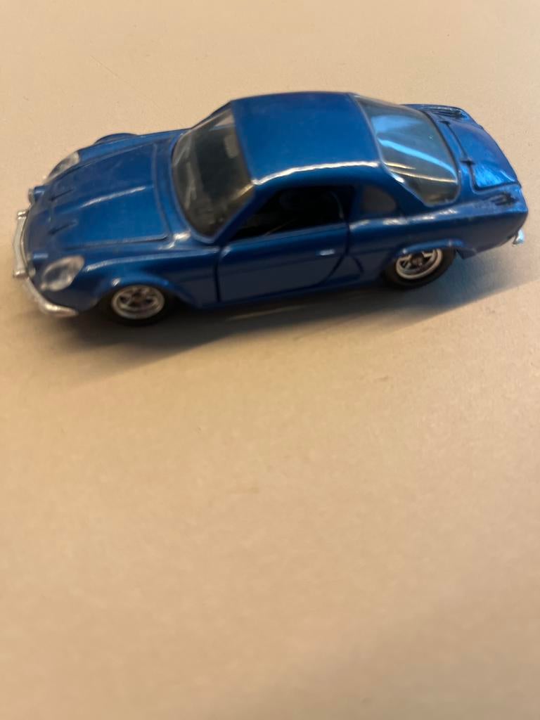 Blauwe Speelgoedauto - Solido, Hobby en Vrije tijd, Modelauto's | 1:43, Ophalen of Verzenden, Gebruikt, Auto, Solido