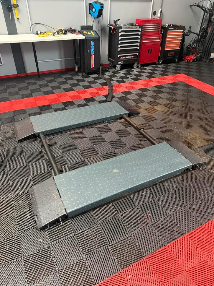 Weber Schaarbrug Poetsbrug Hefbrug - Garage uitrusting 230V, Auto diversen, Autogereedschap, Zo goed als nieuw, Ophalen