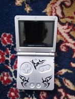 Game Boy Advance SP Tribal, Spelcomputers en Games, Spelcomputers | Nintendo Game Boy, Ophalen of Verzenden, Zo goed als nieuw