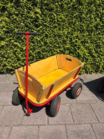 Bolderkar Bolderkarren Trekkar Platte kar beschikbaar voor biedingen