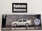 Volkswagen jetta ( vento ) 1995 - Wit - 1:43 Greenlight, Hobby en Vrije tijd, Modelauto's | 1:43, Overige merken, Auto, Nieuw
