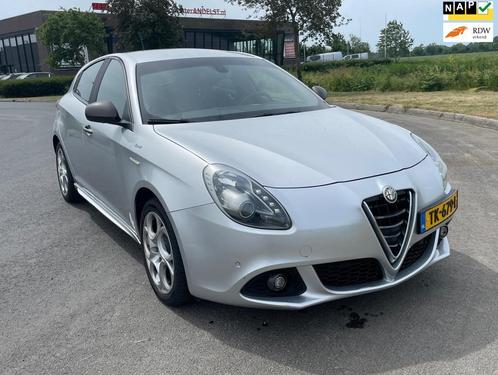 Alfa Romeo Giulietta 1.6 JTDm Exclusive, 5drs, Pdc, Navi, Cl, Auto's, Alfa Romeo, Te koop, Giulietta, ABS, Airbags, Airconditioning