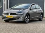 Volkswagen Polo 1.0 TSI 70kW 5D 2017 Grijs Handgeschakeld, Voorwielaandrijving, Stof, 23 km/l, Origineel Nederlands