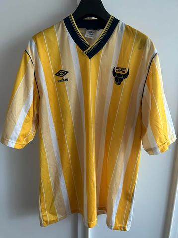 Vintage voetbalshirt voetbal shirt Oxford United 1987-1989  beschikbaar voor biedingen