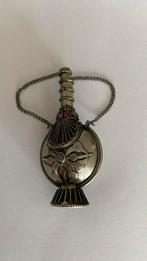 Reukflesje oud zilver 8 cm hoog 4 cm breed, Antiek en Kunst, Curiosa en Brocante, Ophalen of Verzenden