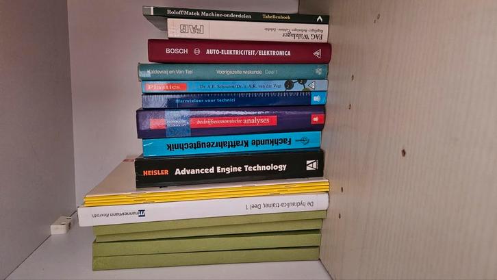 HTS Autotechniek studie boeken HBO, Boeken, Partijen en Verzamelingen, Gelezen, Ophalen of Verzenden